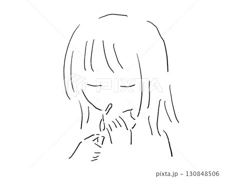 タバコに火をつける人 タバコに火をつける人 130848506