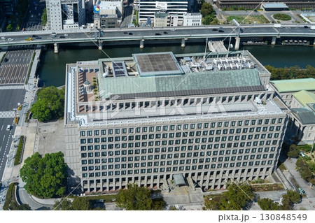 淀屋橋の高層ビルから望む御堂筋、中之島周辺（2025年9月日中撮影） 130848549