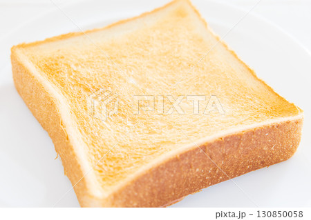 美味しい厚切り食パン 130850058