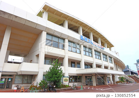 宮城県仙台市、仙台市陸上競技場の風景 130852554