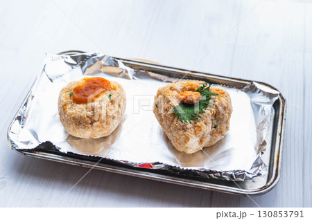 オートミール米化の焼おにぎり 130853791