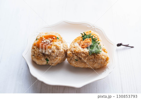 オートミール米化の焼おにぎり 130853793