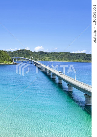 美しい角島大橋 130859651