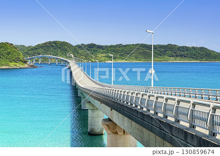 美しい角島大橋 130859674