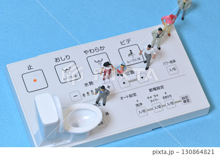 トイレ イベント 観光客オーバーツーリズムイメージ トイレ イベント 観光客オーバーツーリズムイメージ 130864821