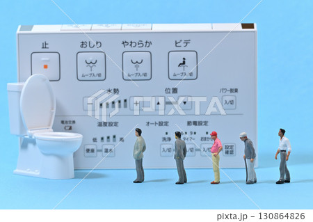 トイレ イベント 観光客オーバーツーリズムイメージ トイレ イベント 観光客オーバーツーリズムイメージ 130864826