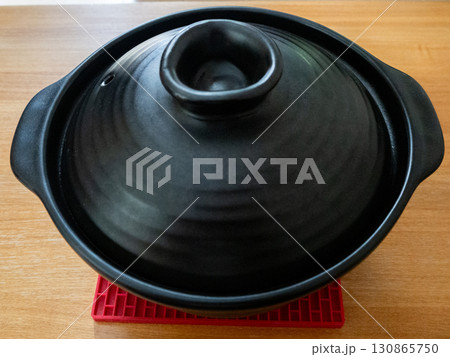 土鍋で炊いた新米　 130865750