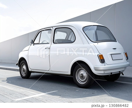 シンプルな自動車のイメージ 130866482