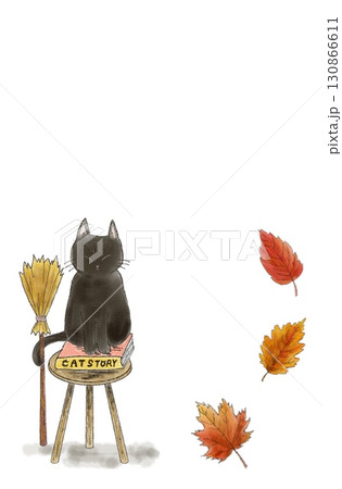 猫と紅葉の落ち葉フレーム 130866611