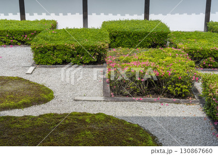 東福寺本坊庭園　西庭の大市松模様「井田の庭」 130867660