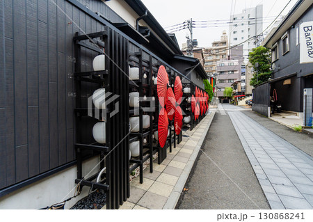 東京都　八王子花街　黒塀通り 130868241