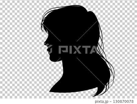 女性の横顔のシルエット 上半身横向きのイラスト モノクロ 白黒 130870078
