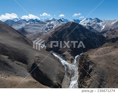 Mount Everest landscape in tibet, China 130871274
