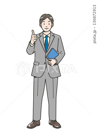 サムズアップするビジネスマンの全身 130872913