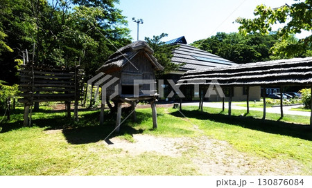 ウポポイの伝統文化 130876084