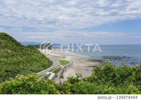 塩屋埼灯台から眺める薄磯海水浴場 塩屋埼灯台から眺める薄磯海水浴場 130878484