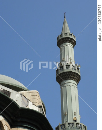 ドバイ 旧市街 ベルホウル モスク 130880745