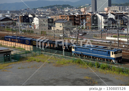 東海道連絡線を行くキハ47系かわせみやませみ配給列車 130885526