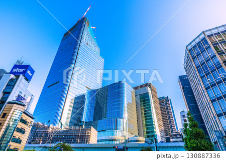 日本の東京都市景観9月1日。日本橋一丁目の再開発事業などを望む 日本の東京都市景観9月1日。日本橋一丁目の再開発事業などを望む 130887336
