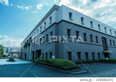 京都地方裁判所 130888291