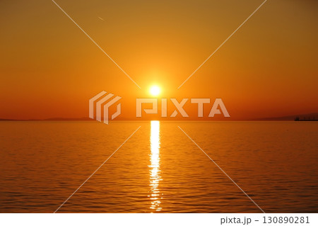 荒尾市　有明海　海岸　元旦の夕暮れ、 130890281