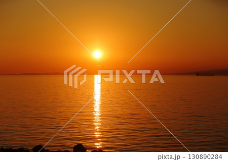 荒尾市　有明海　海岸　元旦の夕暮れ、 130890284