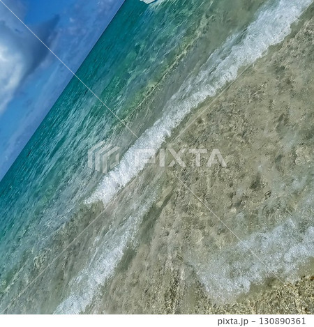 沖縄の海 130890361