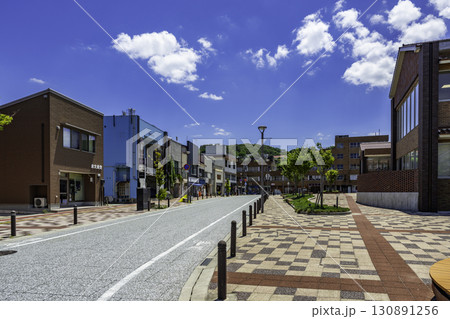 江津　あけぼの通り　島根県江津市 130891256