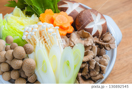 鍋野菜の盛り合わせ 鍋野菜の盛り合わせ 130892545