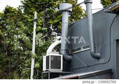 工場設備 排気ダクト 工場設備 排気ダクト 130892768