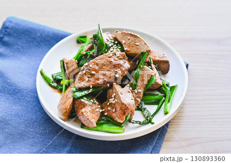 レバニラ炒め　 130893360