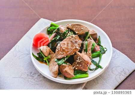 レバニラ炒め　 130893365