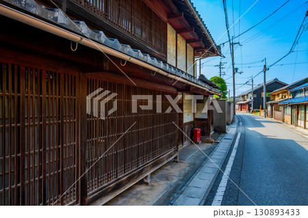 滋賀県　彦根　芹町の町並み 130893433