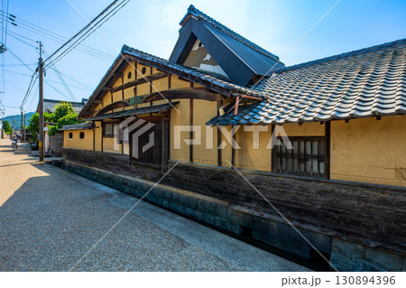 滋賀県　東近江市　五個荘金堂の町並み 130894396