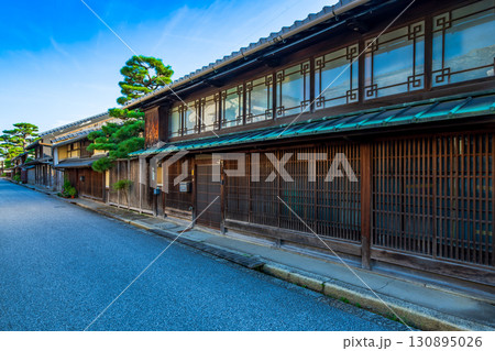 滋賀県　近江八幡の町並み 130895026