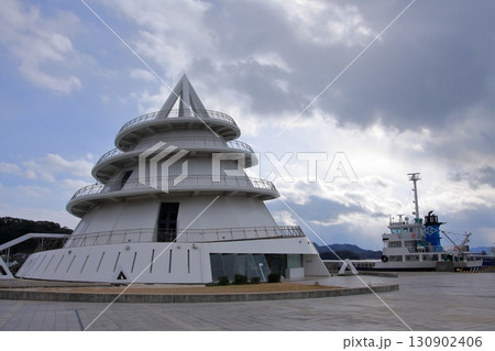 熊本県のレトロ港　三角港　三角駅 130902406