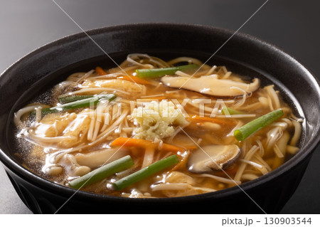 きのこ(椎茸 えのき) あんかけうどん きのこ(椎茸 えのき) あんかけうどん 130903544