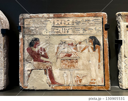 ギザ・大エジプト博物館に展示の古代レリーフ 130905531