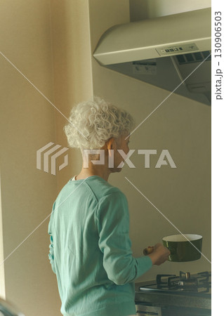 シニアの自炊 シニアの自炊 130906503