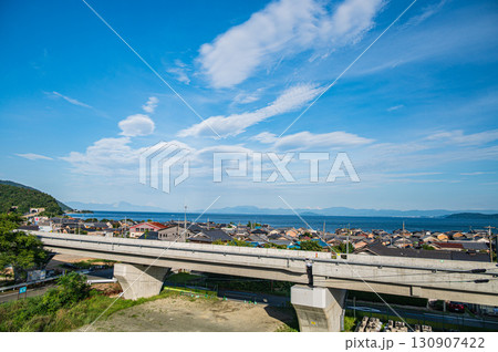 湖西線北小松駅ホームから琵琶湖の風景　滋賀県大津市北小松 130907422