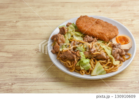 焼きそばコロッケ 焼きそばコロッケ 130910609