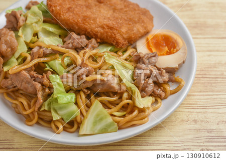 焼きそばコロッケ 130910612