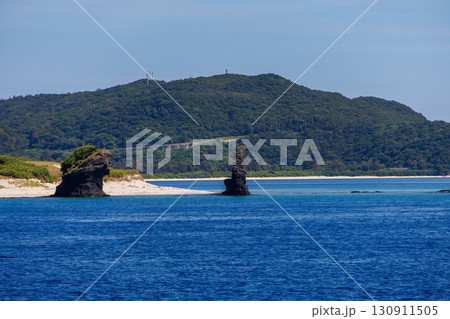 慶良間諸島に入った。ヨットやボート。沖縄県島尻郡慶良間諸島-2025/6/27 クイーンざまみ3号に 130911505