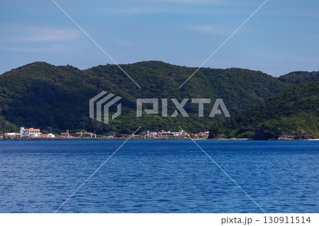 慶良間諸島に入った。ヨットやボート。沖縄県島尻郡慶良間諸島-2025/6/27 クイーンざまみ3号に 慶良間諸島に入った。ヨットやボート。沖縄県島尻郡慶良間諸島-2025/6/27 クイーンざまみ3号に 130911514