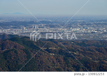 丹沢の高取山山頂　展望台からの眺望　不動ノ峰と蛭ヶ岳 130912253