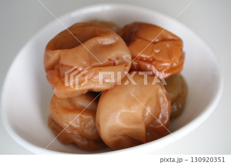 しっとりおいしい梅干し　健康　塩分 130920351