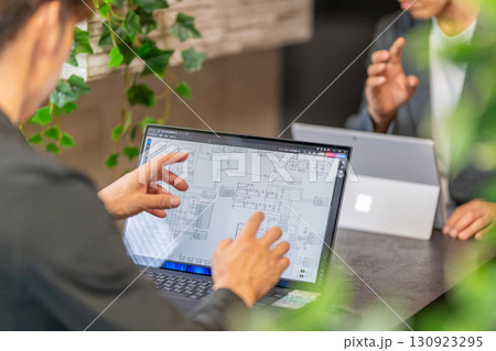 半導体回路図　設計　2人 130923295