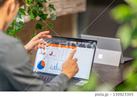 総務 経理 事務職 営業事務 一般事務 データサイエンティスト 表 折れ線グラフ 総務 経理 事務職 営業事務 一般事務 データサイエンティスト 表 折れ線グラフ 130923305