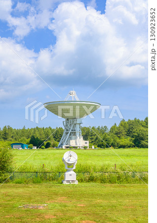 【45m電波望遠鏡と電波ヘリオグラフ】親子【国立天文台野辺山宇宙電波観測所】 130923652