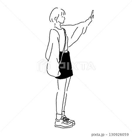 片手を上げて挨拶する女性 カジュアルファッションの線画イラスト 130926059